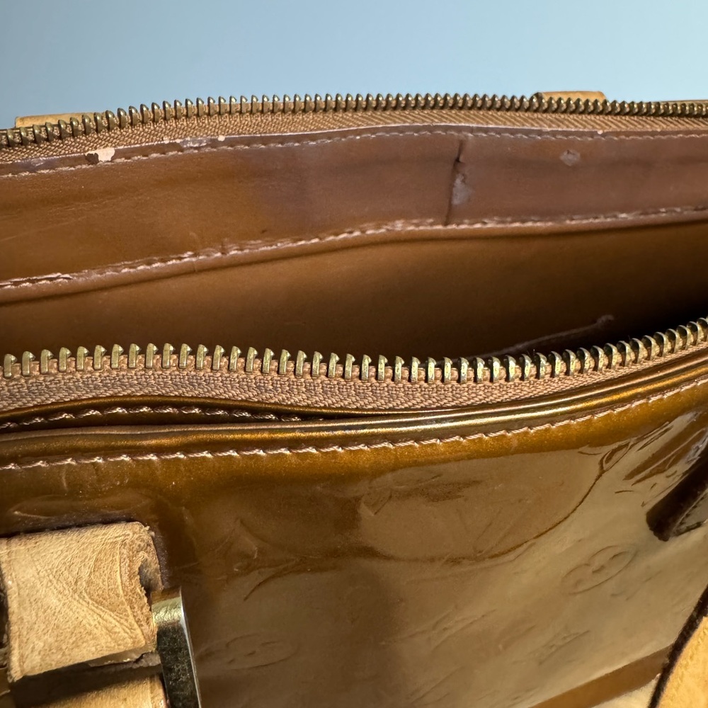 Authentic Louis Vuitton vernis Columbus tote - Picture 14 of 16